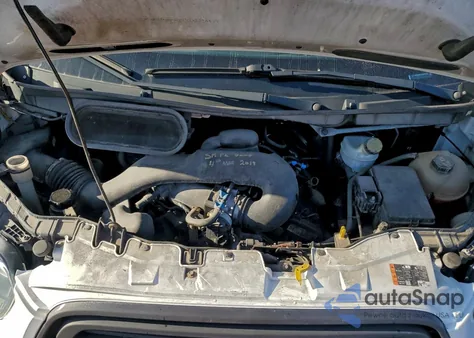 2016 Ford Transit T-250 z USA, uszkodzony, nr VIN 1FTYR3XM2GKA32353